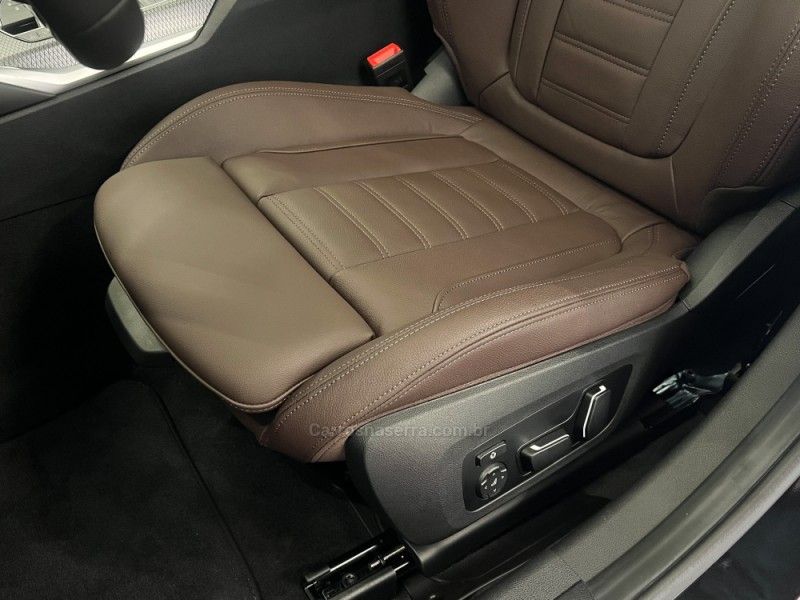 BMW 320I 2.0 M SPORT 16V TURBO 2025/2026 ÓTIMA CAR FLORES DA CUNHA / Carros no Vale