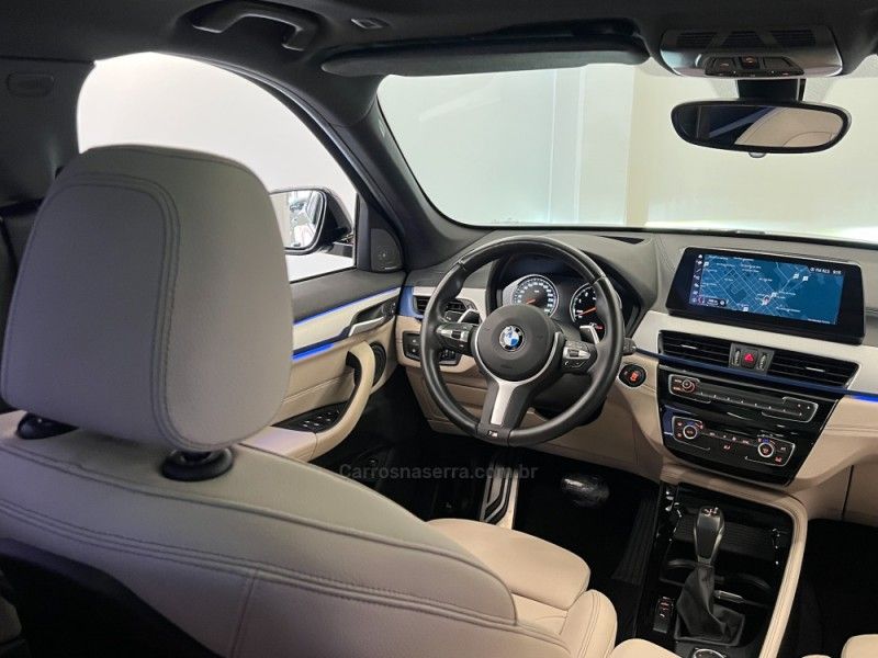 BMW X1 2.0 SDRIVE20I M SPORT PLUS 16V TURBO 2022/2022 ÓTIMA CAR FLORES DA CUNHA / Carros no Vale
