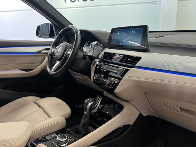 BMW X1 2.0 SDRIVE20I M SPORT PLUS 16V TURBO 2022/2022 ÓTIMA CAR FLORES DA CUNHA / Carros no Vale