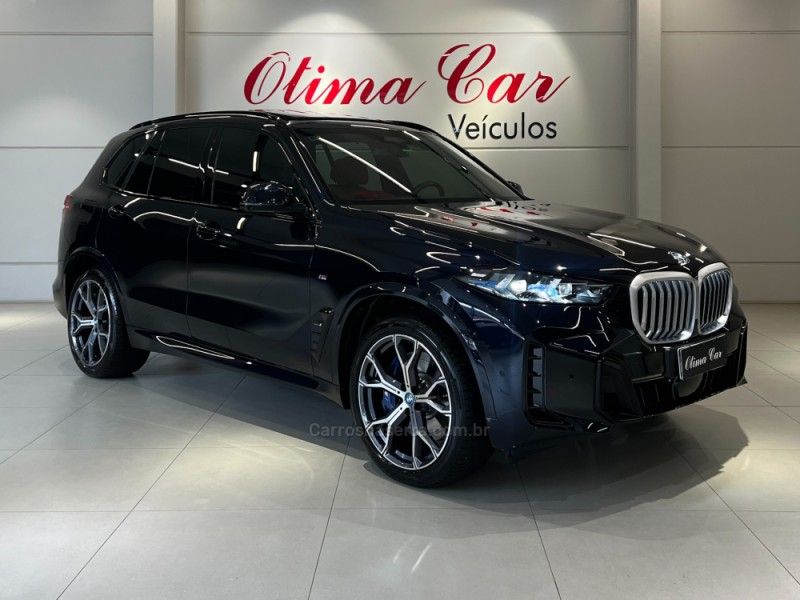 BMW X5 3.0 XDRIVE50E TURBO M SPORT HÍBRIDO 2023/2024 ÓTIMA CAR FLORES DA CUNHA / Carros no Vale BMW X5 3.0 XDRIVE50E TURBO M SPORT HÍBRIDO 2023/2024 ÓTIMA CAR FLORES DA CUNHA / Carros no Vale