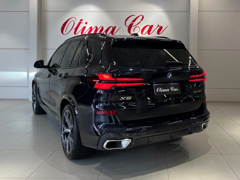 BMW X5 3.0 XDRIVE50E TURBO M SPORT HÍBRIDO 2023/2024 ÓTIMA CAR FLORES DA CUNHA / Carros no Vale BMW X5 3.0 XDRIVE50E TURBO M SPORT HÍBRIDO 2023/2024 ÓTIMA CAR FLORES DA CUNHA / Carros no Vale