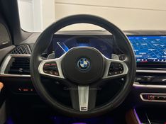 BMW X5 3.0 XDRIVE50E TURBO M SPORT HÍBRIDO 2023/2024 ÓTIMA CAR FLORES DA CUNHA / Carros no Vale