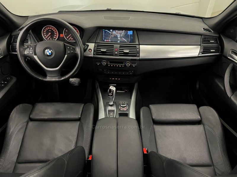 BMW X5 4.4 4X4 50I SPORT V8 32V 2011/2011 ÓTIMA CAR FLORES DA CUNHA / Carros no Vale