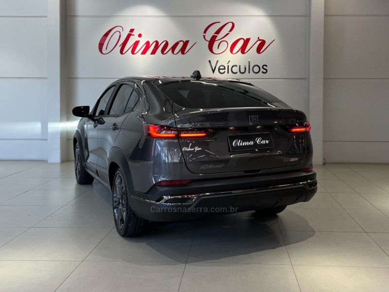 FIAT FASTBACK 1.3 LIMITED EDITION 270 TURBO 2023/2023 ÓTIMA CAR FLORES DA CUNHA / Carros no Vale