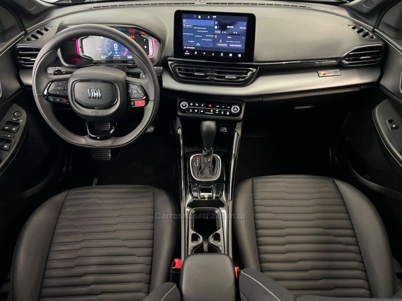 FIAT FASTBACK 1.3 LIMITED EDITION 270 TURBO 2023/2023 ÓTIMA CAR FLORES DA CUNHA / Carros no Vale