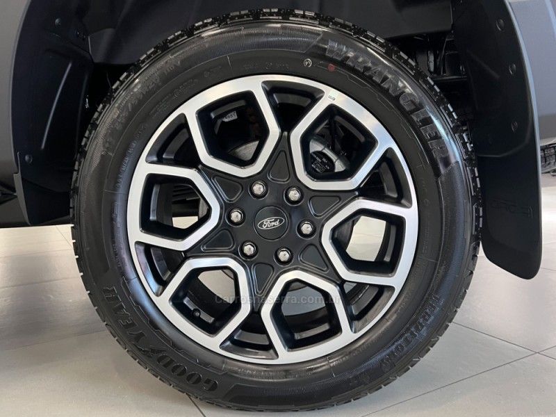 FORD RANGER 3.0 V6 LIMITED PLUS CD TURBO 4X4 2025/2026 ÓTIMA CAR FLORES DA CUNHA / Carros no Vale