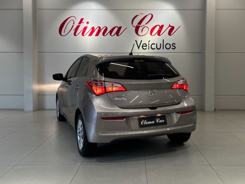 HYUNDAI HB20 1.0 COMFORT PLUS 12V 2017/2017 ÓTIMA CAR FLORES DA CUNHA / Carros no Vale