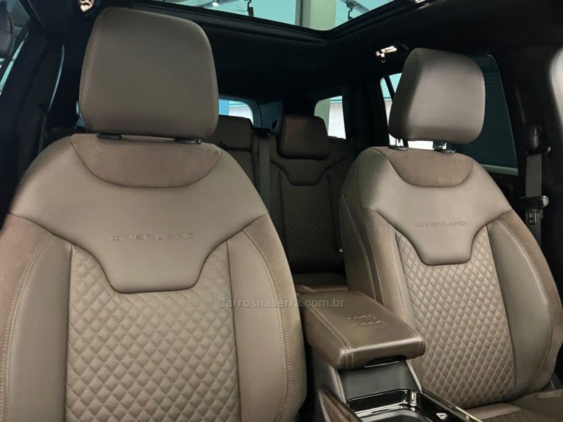 JEEP COMMANDER 2.0 OVERLAND TD380 4X4 TURBO 2024/2025 ÓTIMA CAR FLORES DA CUNHA / Carros no Vale JEEP COMMANDER 2.0 OVERLAND TD380 4X4 TURBO 2024/2025 ÓTIMA CAR FLORES DA CUNHA / Carros no Vale