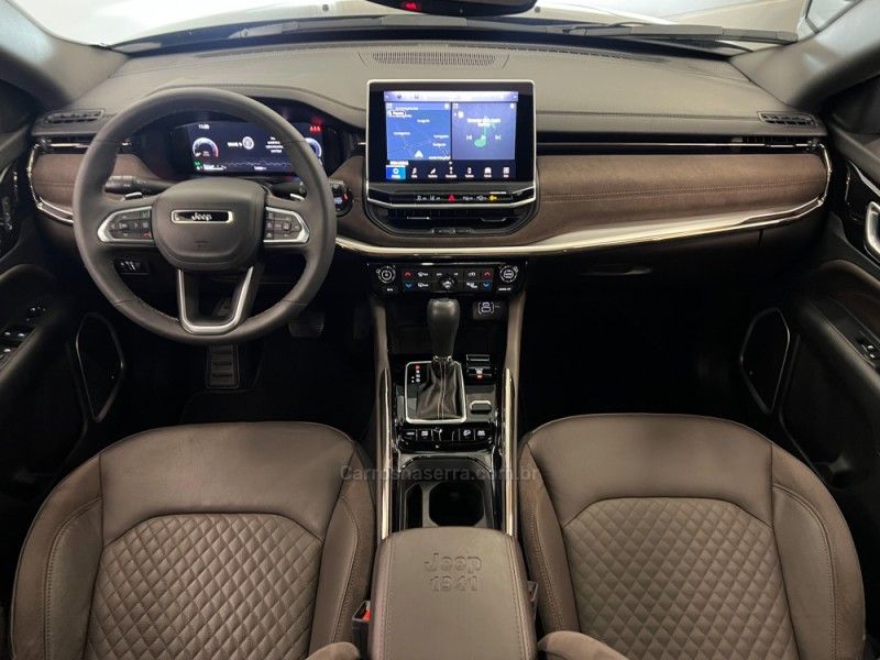 JEEP COMMANDER 2.0 OVERLAND TD380 4X4 TURBO 2024/2025 ÓTIMA CAR FLORES DA CUNHA / Carros no Vale JEEP COMMANDER 2.0 OVERLAND TD380 4X4 TURBO 2024/2025 ÓTIMA CAR FLORES DA CUNHA / Carros no Vale