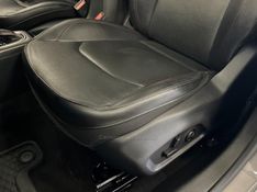 JEEP COMPASS 2.0 16V TRAILHAWK 4X4 2017/2018 ÓTIMA CAR FLORES DA CUNHA / Carros no Vale