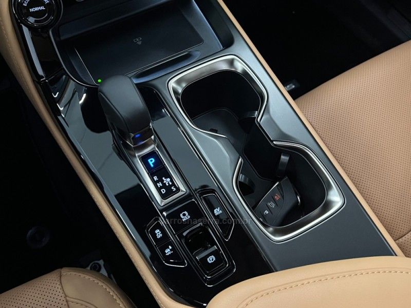 LEXUS NX350 H 2.5 LUXURY 4X4 16V HÍBRIDO 2025/2026 ÓTIMA CAR FLORES DA CUNHA / Carros no Vale