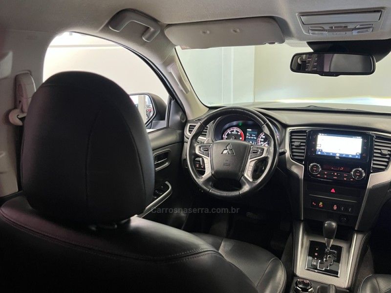 MITSUBISHI L200 TRITON 2.4 16V TURBO SPORT HPE TOP CD 4X4 2021/2022 ÓTIMA CAR FLORES DA CUNHA / Carros no Vale