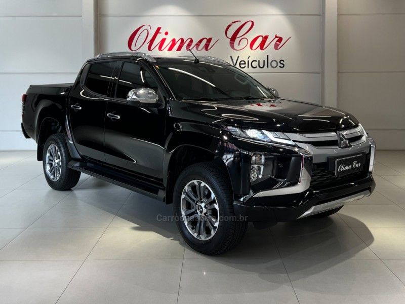 MITSUBISHI L200 TRITON 2.4 16V TURBO SPORT HPE TOP CD 4X4 2021/2022 ÓTIMA CAR FLORES DA CUNHA / Carros no Vale