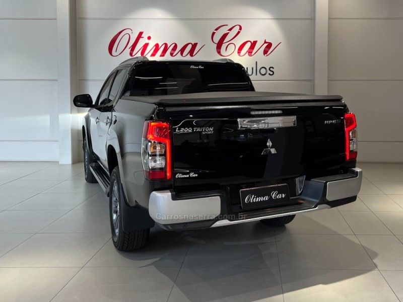 MITSUBISHI L200 TRITON 2.4 16V TURBO SPORT HPE TOP CD 4X4 2021/2022 ÓTIMA CAR FLORES DA CUNHA / Carros no Vale