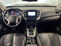 MITSUBISHI L200 TRITON 2.4 16V TURBO SPORT HPE TOP CD 4X4 2021/2022 ÓTIMA CAR FLORES DA CUNHA / Carros no Vale