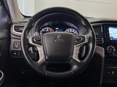 MITSUBISHI L200 TRITON 2.4 16V TURBO SPORT HPE TOP CD 4X4 2021/2022 ÓTIMA CAR FLORES DA CUNHA / Carros no Vale