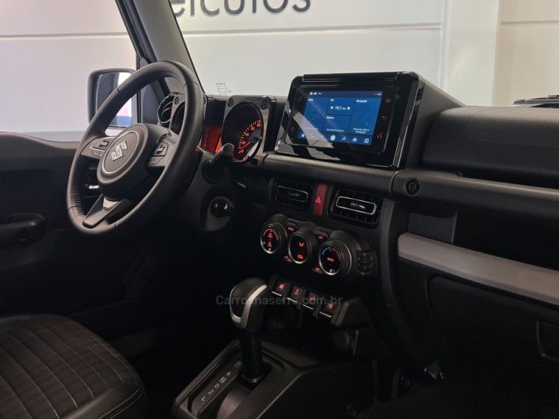 SUZUKI JIMNY 1.5 SIERRA 4STYLE ALLGRIP 16V 2024/2025 ÓTIMA CAR FLORES DA CUNHA / Carros no Vale