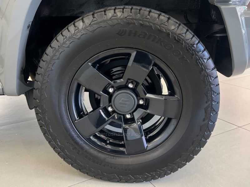 SUZUKI JIMNY 1.5 SIERRA 4STYLE ALLGRIP 16V 2024/2025 ÓTIMA CAR FLORES DA CUNHA / Carros no Vale