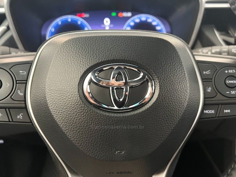 TOYOTA COROLLA 2.0 CROSS XRE 16V 2025/2026 ÓTIMA CAR FLORES DA CUNHA / Carros no Vale