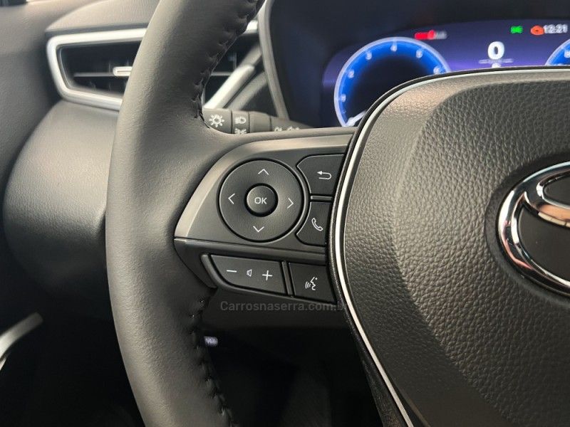 TOYOTA COROLLA 2.0 CROSS XRE 16V 2025/2026 ÓTIMA CAR FLORES DA CUNHA / Carros no Vale