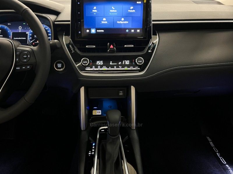 TOYOTA COROLLA 2.0 CROSS XRX 16V 2025/2026 ÓTIMA CAR FLORES DA CUNHA / Carros no Vale