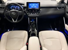 TOYOTA COROLLA 2.0 CROSS XRX 16V 2025/2026 ÓTIMA CAR FLORES DA CUNHA / Carros no Vale