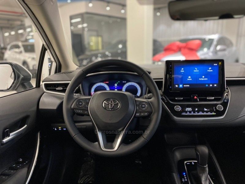 TOYOTA COROLLA 2.0 XEI 16V 2025/2026 ÓTIMA CAR FLORES DA CUNHA / Carros no Vale