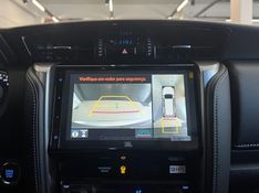 TOYOTA HILUX SW4 2.8 4X4 SRX PLATINUM TURBO 2025/2025 ÓTIMA CAR FLORES DA CUNHA / Carros no Vale