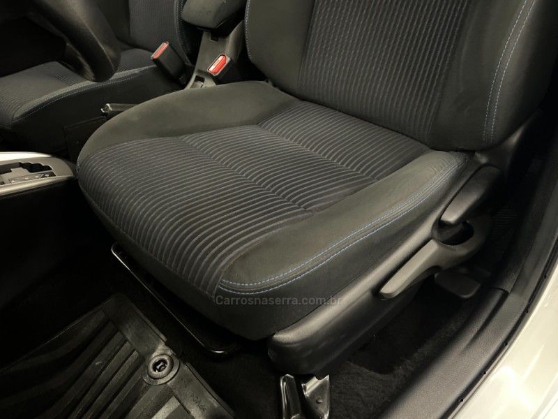 TOYOTA YARIS 1.3 XL LIVE 16V 2021/2022 ÓTIMA CAR FLORES DA CUNHA / Carros no Vale