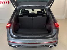 VOLKSWAGEN TIGUAN 2.0 ALLSPACE R-LINE 300 TSI 2024/2025 ÓTIMA CAR FLORES DA CUNHA / Carros no Vale