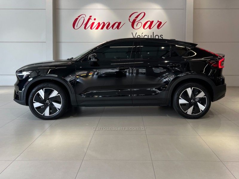 VOLVO C40 RECHARGE PURE ELETRIC 2023/2024 ÓTIMA CAR FLORES DA CUNHA / Carros no Vale