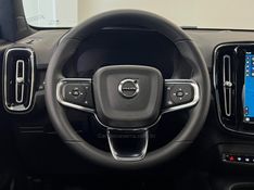 VOLVO C40 RECHARGE PURE ELETRIC 2023/2024 ÓTIMA CAR FLORES DA CUNHA / Carros no Vale
