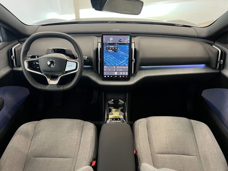 VOLVO EX30 ULTRA EXTENDED RANGE 2024/2024 ÓTIMA CAR FLORES DA CUNHA / Carros no Vale