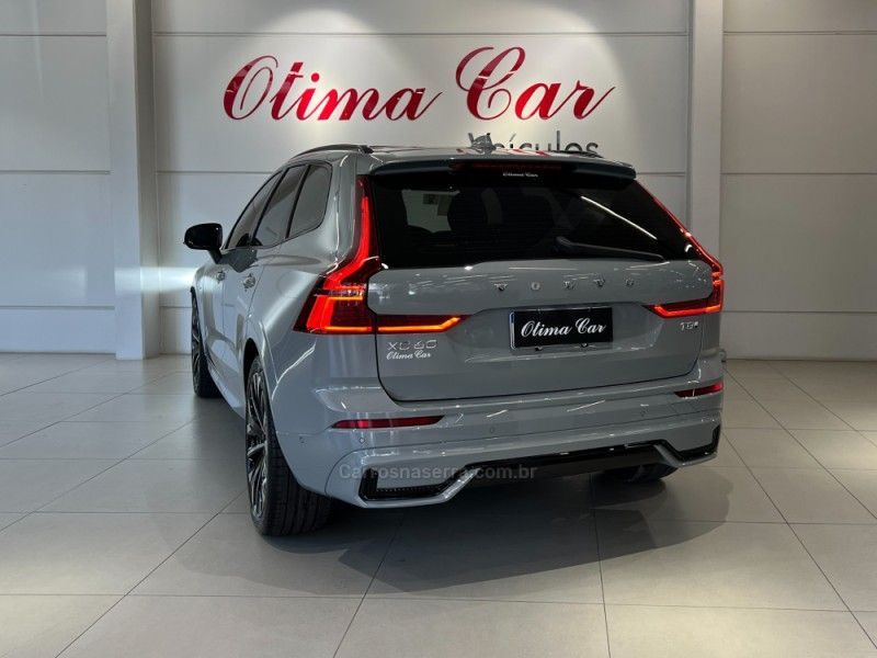 VOLVO XC60 2.0 T8 ULTRA DARK AWD HÍBRIDO 2025/2026 ÓTIMA CAR FLORES DA CUNHA / Carros no Vale VOLVO XC60 2.0 T8 ULTRA DARK AWD HÍBRIDO 2025/2026 ÓTIMA CAR FLORES DA CUNHA / Carros no Vale