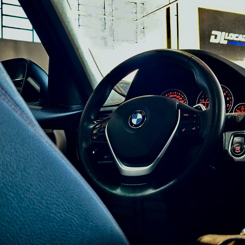 Bmw 328i 2.0 Active 2016/2017 DL MOTORS LAJEADO / Carros no Vale