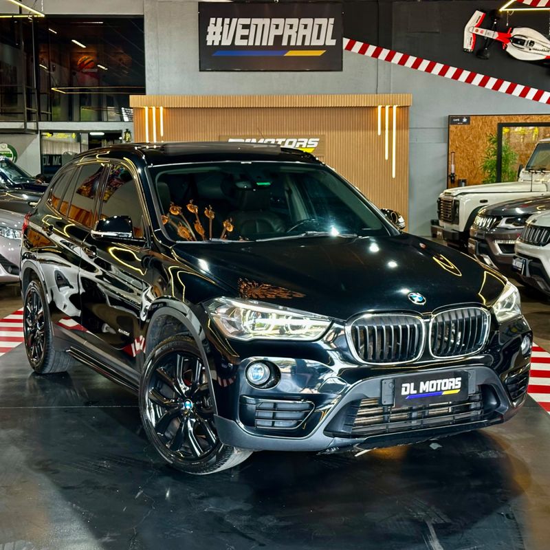 Bmw X1 X25i Activeflex 2017/2018 DL MOTORS LAJEADO / Carros no Vale