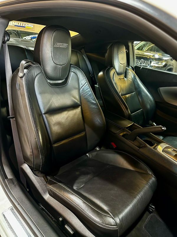 Chevrolet Camaro 2ss 2011/2012 DL MOTORS LAJEADO / Carros no Vale