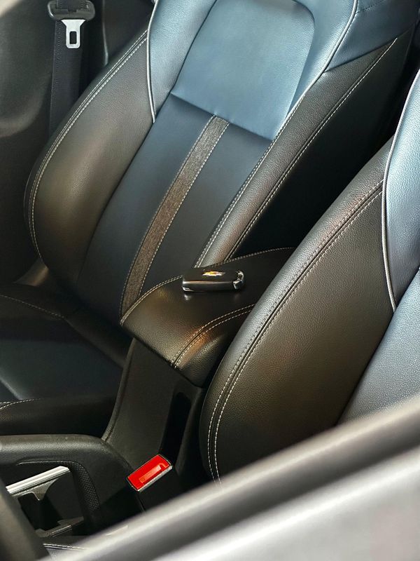 Chevrolet Tracker 12t A Pr 2021/2022 DL MOTORS LAJEADO / Carros no Vale