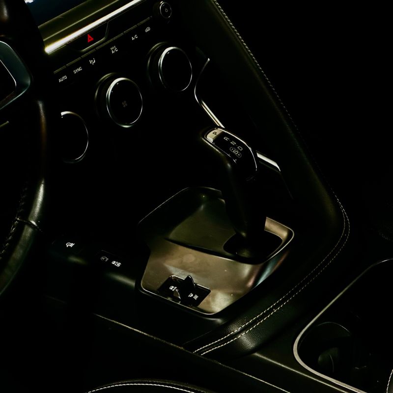 Jaguar Jag Epace P300 Se Rdy 2020/2020 DL MOTORS LAJEADO / Carros no Vale