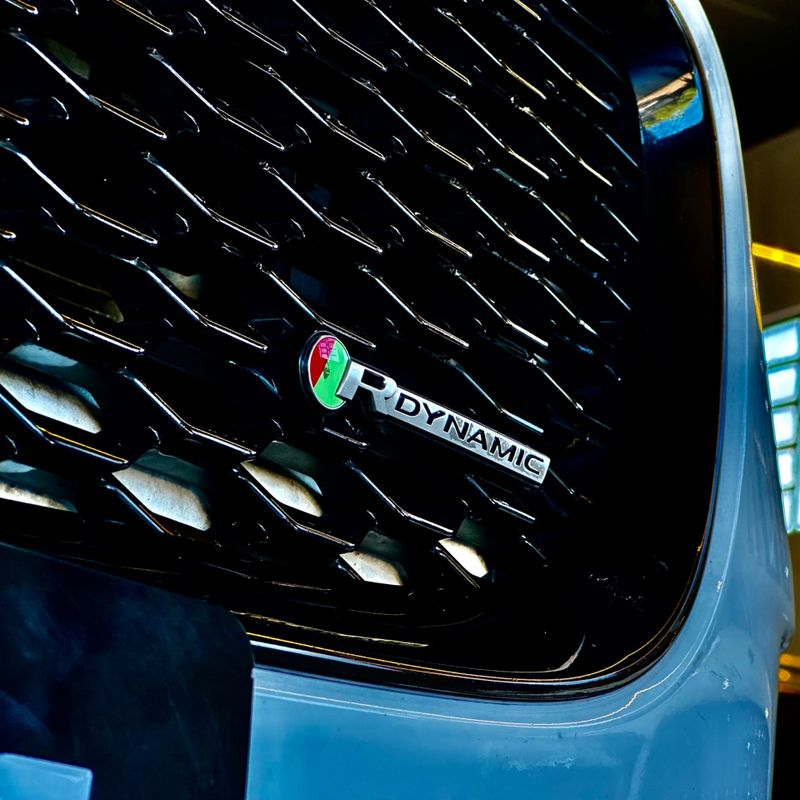 Jaguar Jag Epace P300 Se Rdy 2020/2020 DL MOTORS LAJEADO / Carros no Vale