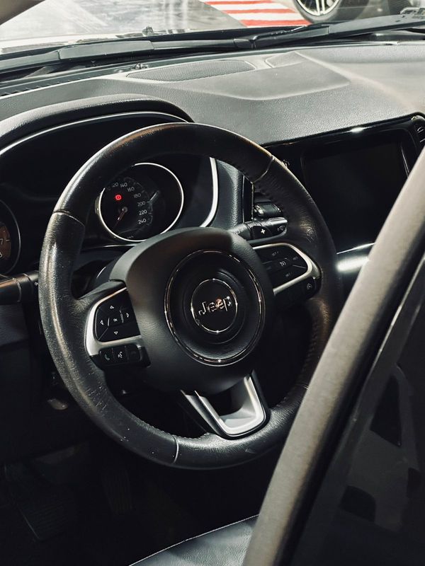 Jeep Compass Limeted F H 2018/2019 DL MOTORS LAJEADO / Carros no Vale