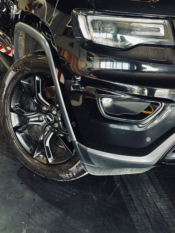 Jeep Gcherokee Ltd Crd 2018/2018 DL MOTORS LAJEADO / Carros no Vale