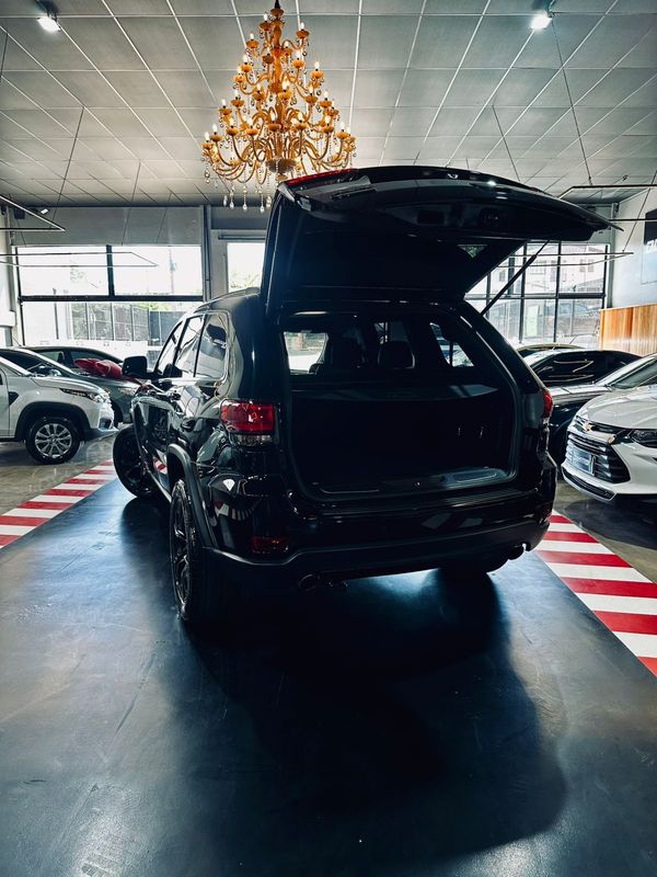 Jeep Gcherokee Ltd Crd 2018/2018 DL MOTORS LAJEADO / Carros no Vale