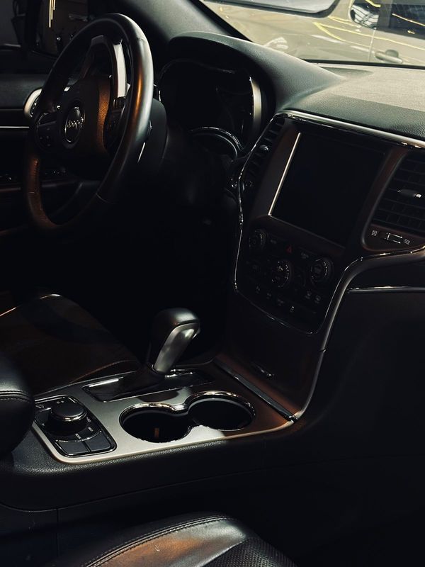 Jeep Gcherokee Ltd Crd 2018/2018 DL MOTORS LAJEADO / Carros no Vale