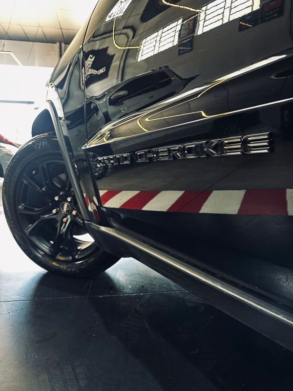 Jeep Gcherokee Ltd Crd 2018/2018 DL MOTORS LAJEADO / Carros no Vale