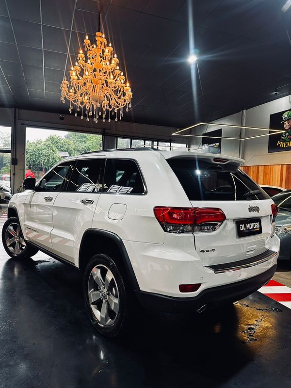 Jeep Gcherokee Ltd3.6l 2014/2015 DL MOTORS LAJEADO / Carros no Vale