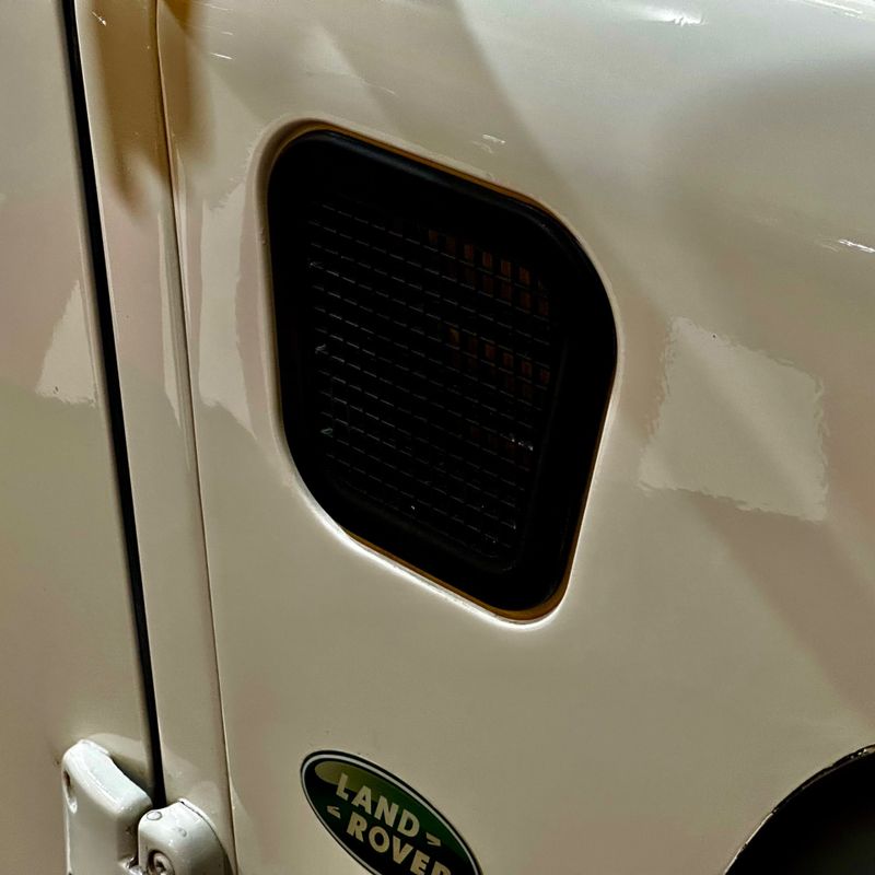 Land Rover Defender110 Hcpu 2004/2004 DL MOTORS LAJEADO / Carros no Vale