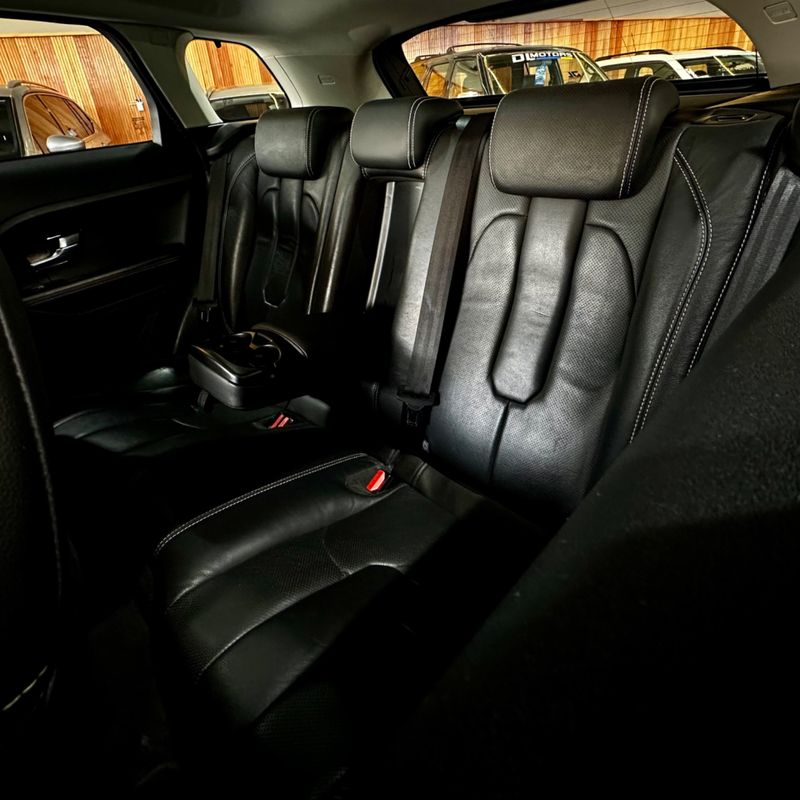Land Rover Range R Evoque Si4 Se 2.0 2014/2015 DL MOTORS LAJEADO / Carros no Vale