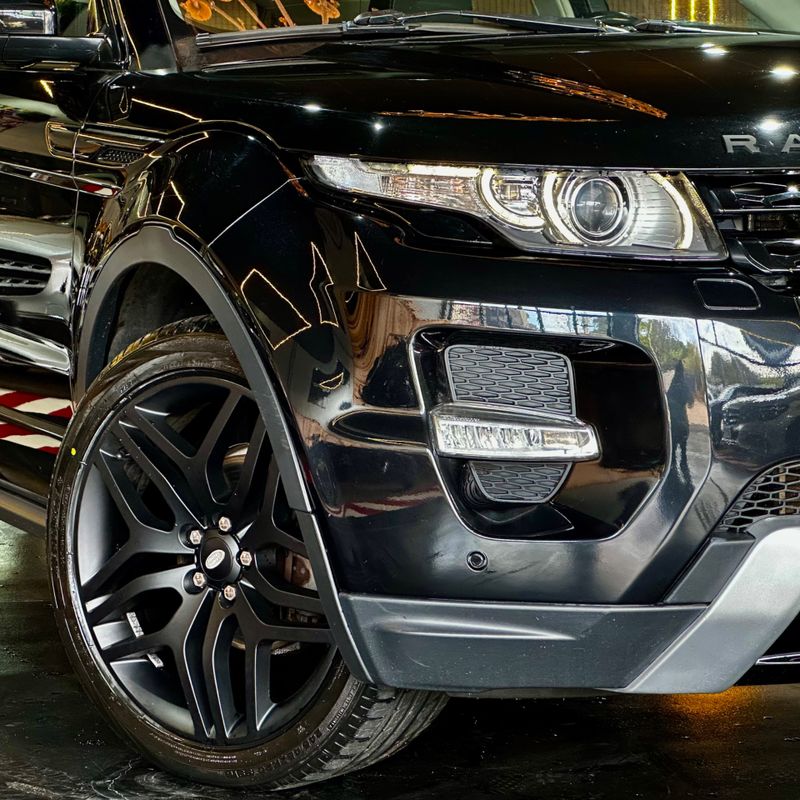 Land Rover Range R Evoque Si4 Se 2.0 2014/2015 DL MOTORS LAJEADO / Carros no Vale