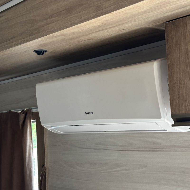 Mercedes-benz Mpolo Viaggio R 2004/2004 DL MOTORS LAJEADO / Carros no Vale Mercedes-benz Mpolo Viaggio R 2004/2004 DL MOTORS LAJEADO / Carros no Vale